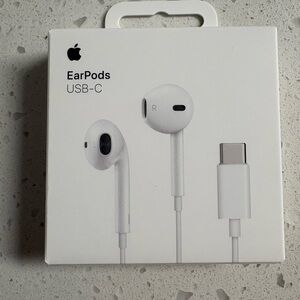 Apple EarPods with USB-C in White